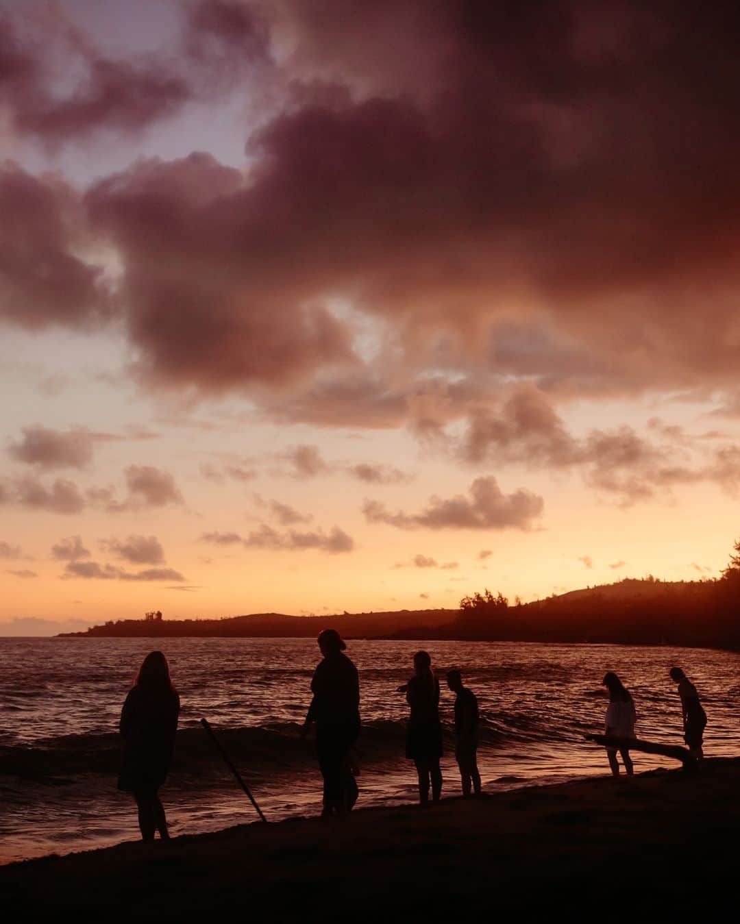 リッツ・カールトンのインスタグラム：「From Miami to Maui, U.S. destinations share some of our favorite summer sunsets — watch our stories for more unforgettable evening views from The Journey.」