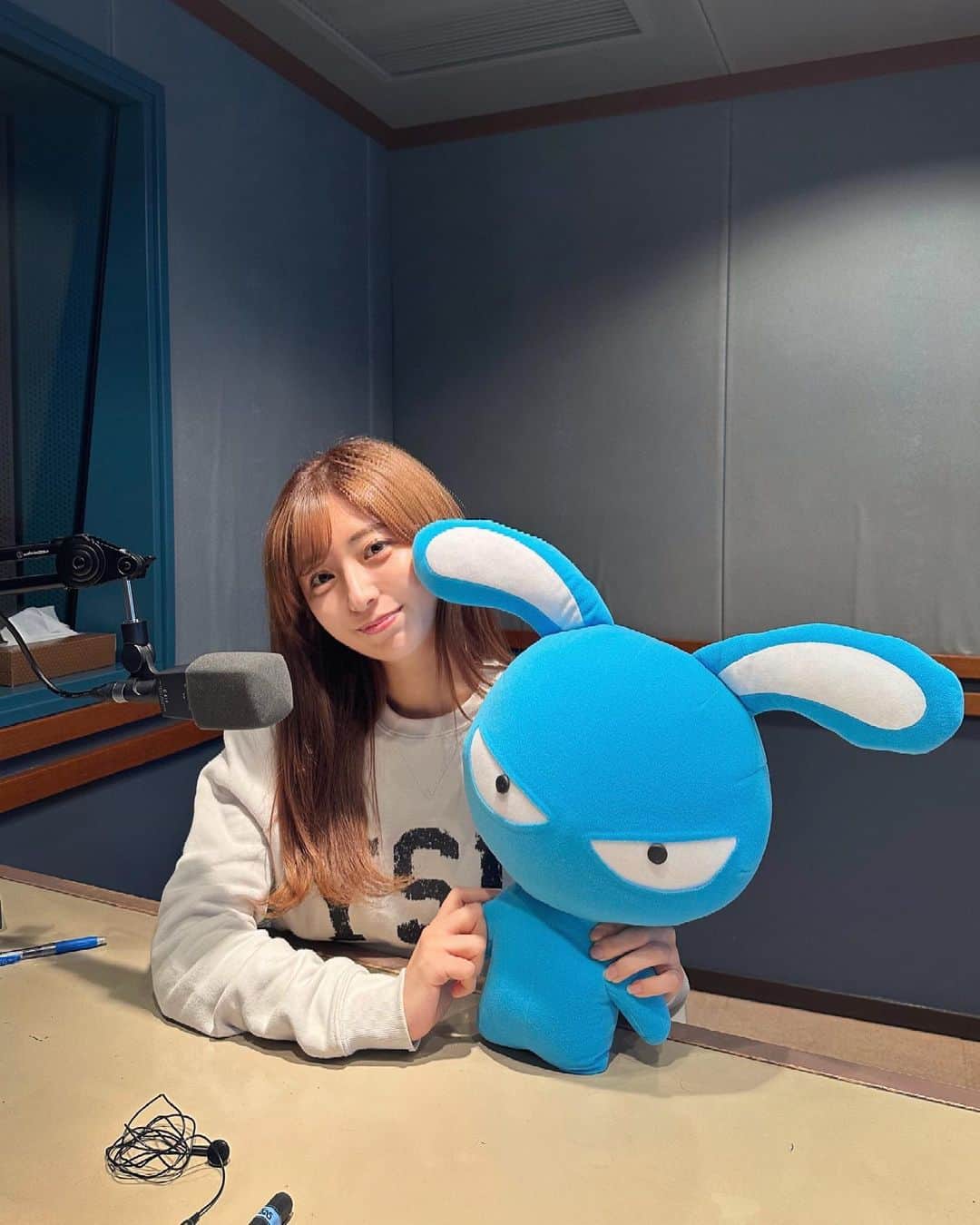 白戸ゆめののインスタグラム：「📻  新レギュラーのお知らせ📢  この度7月1日よりNACK5の 毎週土曜18〜21時『N-FIELD』で パーソナリティーを務めることになりました💗  スポーツやアウトドアを通して たくさんの方と繋がれたら 思いを共有出来たらと思います😌  皆さんぜひ！ 車の中で、radikoで聴いてください🎶 たくさんのメッセージもお待ちしてます🔥  本格的なラジオのお仕事は初めての経験で 正真正銘🐥からのスタートになりますが 成長を見守るつもりで 一緒に楽しんでもらえたらうれしいです✨  #ラジオ #fm795 #nack5 #nfield #パーソナリティー」