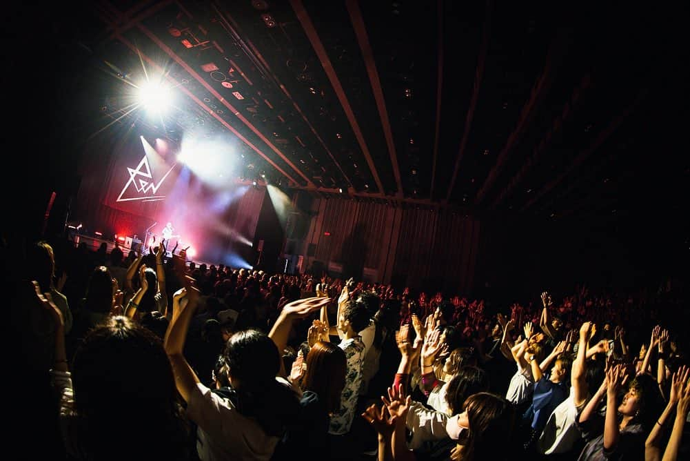 ReNのインスタグラム：「Calm Days Tour Final 日本橋三井ホール  @ruihashimoto 📸」