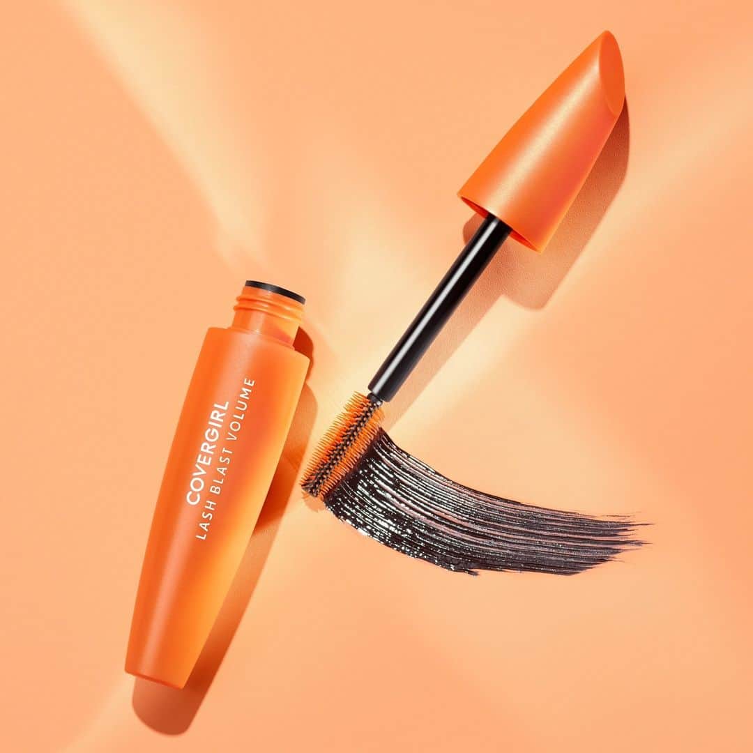 COVERGIRLさんのインスタグラム写真 - (COVERGIRLInstagram)「Showstopping lashes with our Lash Blast Volume Mascara? Yes please 😉 It’s also made to never clump or smudge!   Shop now at @dollargeneral 🛒  #EasyBreezyBeautiful #Covergirl」7月1日 1時00分 - covergirl