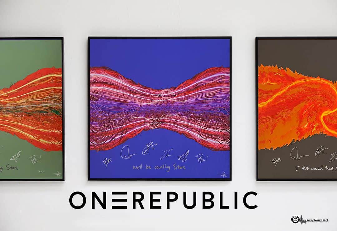 OneRepublicのインスタグラム：「It was a pleasure to work with our new friends @soundwaves_art and artist Tim Wakefield to turn the sound waves of “I Ain’t Worried” and “Counting Stars”  into these beautiful canvas artworks. We autographed a limited edition and we’re releasing them today as a charity fundraiser. All profits will go to @childreninconflict to support their amazing work supporting children who have had to flee their homes from conflict. Link in bio to get one」