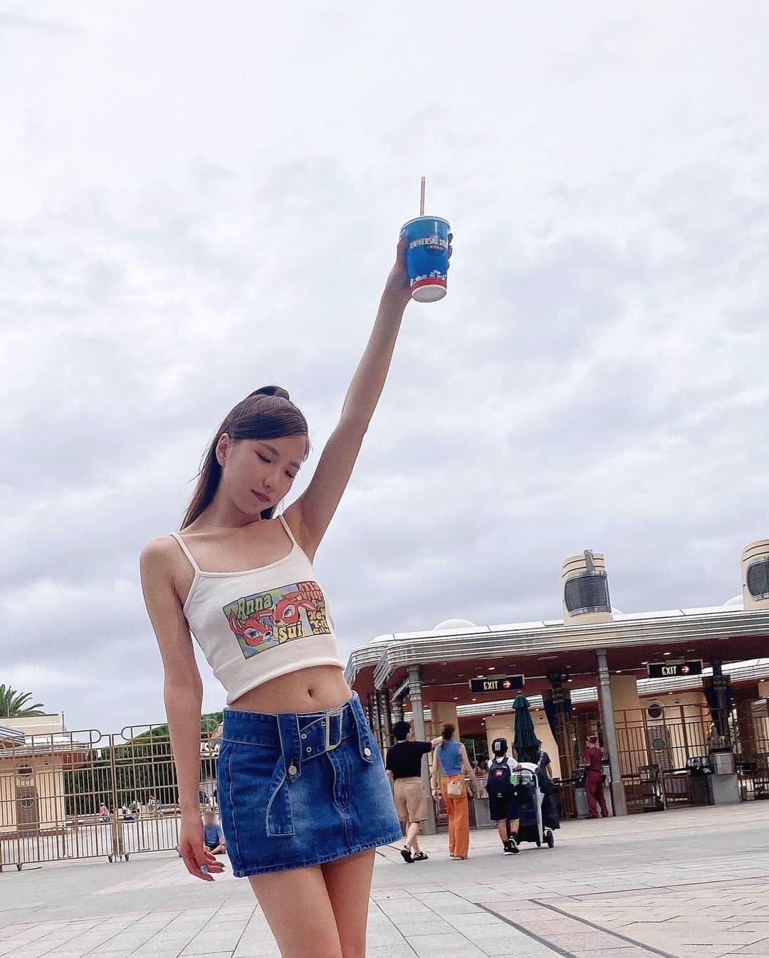 MAYU（吉田真悠）さんのインスタグラム写真 - (MAYU（吉田真悠）Instagram)「. 夏に遊ぶのが1番好きだねｯｯ🌻」7月1日 1時00分 - lgm_mayu_official