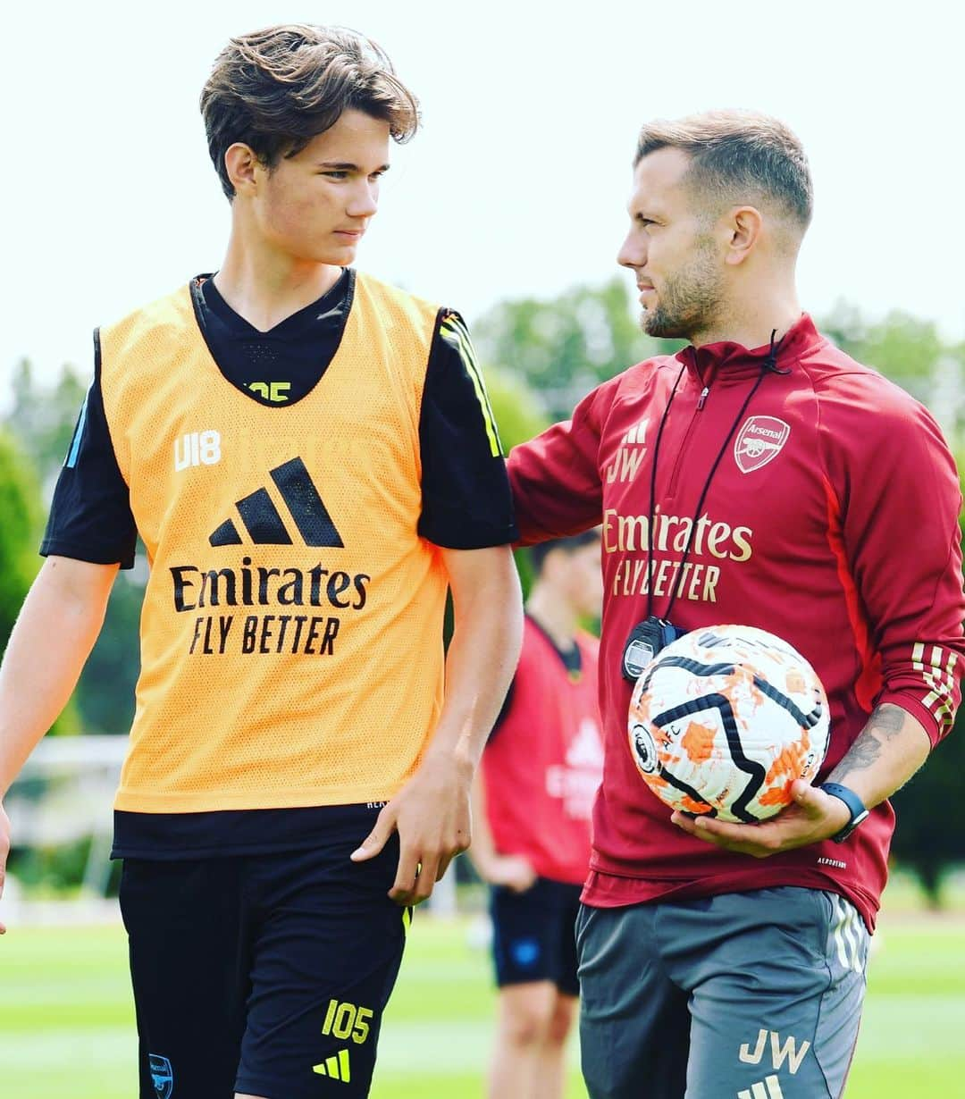 ジャック・ウィルシャーさんのインスタグラム写真 - (ジャック・ウィルシャーInstagram)「Back to it ⚽️❤️ @officialarsenalacademy」7月1日 1時02分 - jackwilshere