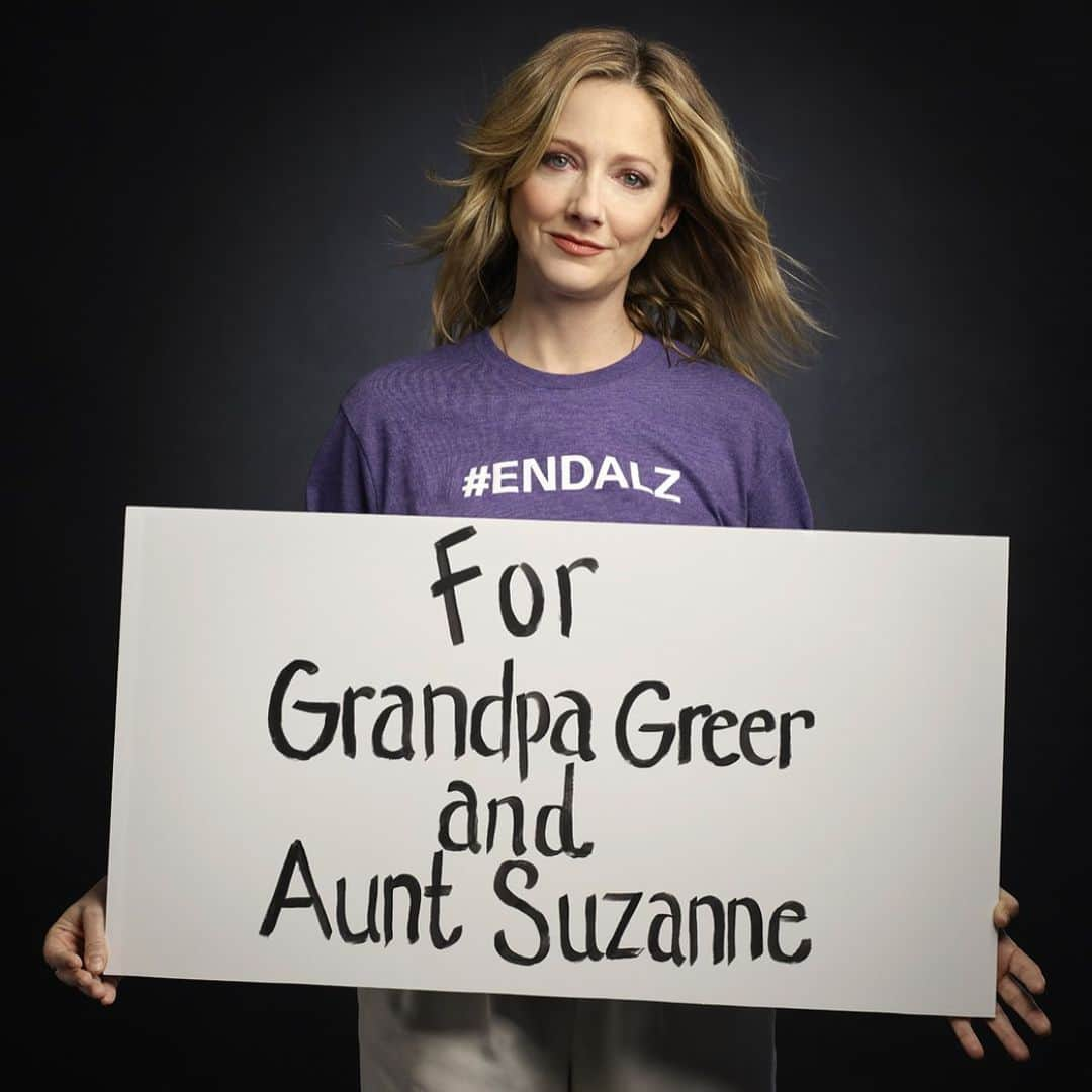 ジュディ・グリアのインスタグラム：「June is Alzheimer’s & Brain Awareness Month. #GoPurple with me and @alzassociation in honor of the more than 6 million Americans living with Alzheimer’s. #ENDALZ  #alzheimersawareness #alzheimersdisease #alzheimersprevention」