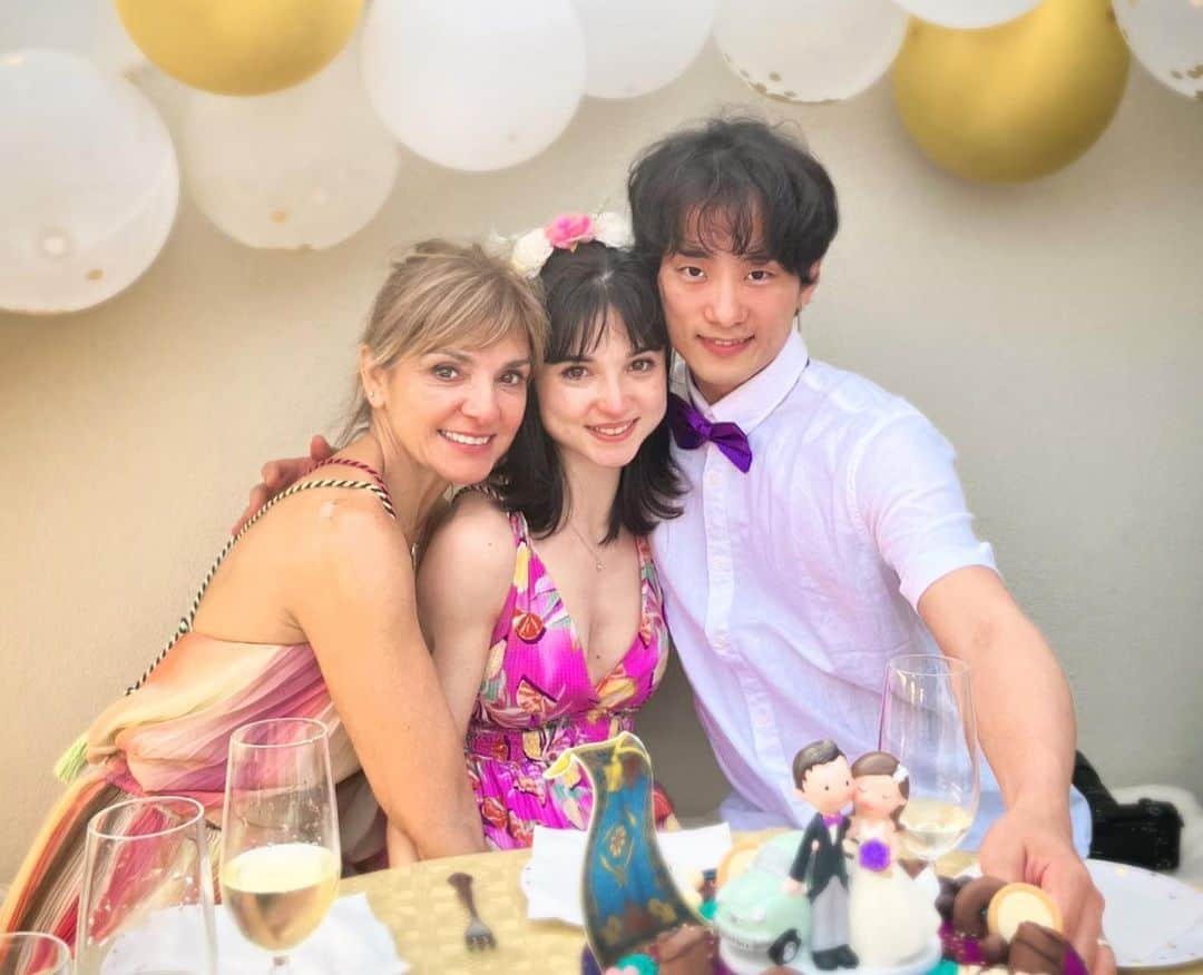 ヤマカイさんのインスタグラム写真 - (ヤマカイInstagram)「スペイン(バスク)での 結婚パーティーの画像連投！ . . #ネレアさんかわいい #ネレアさん #ヤマカイ #国際結婚 #結婚  #国際夫婦 #かわいい #バスク #スペイン」7月5日 9時00分 - yamakai_official