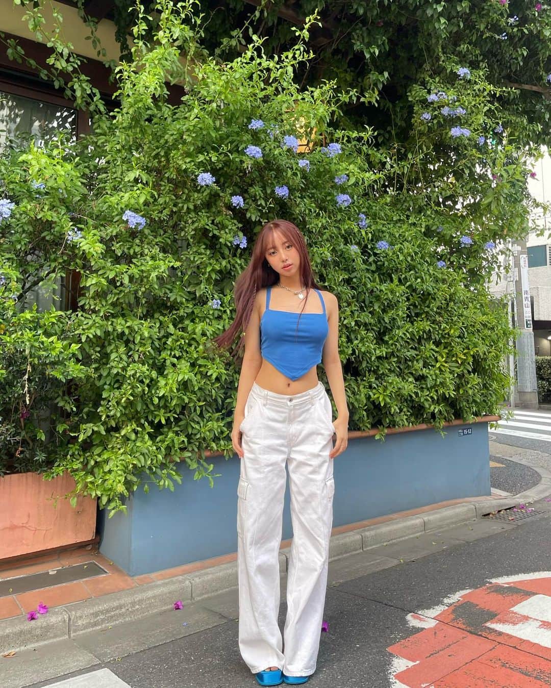 川谷花音のインスタグラム：「Good morning   今日から7月だね 最近とっても時の流れが早く感じます  歳を重ねると時間があっという間！ ってこんな事なのね  そう言えば 脂肪って可愛いよね  最近ね花音のおにくちゃんに愛着湧いてるんだ〜 ご飯食べた後のぽっこりお腹だ〜いすき 恥ずかしいけどね🤭  素敵な7月になりますように🧡貴方も花音も  Have a nice day  #japan #japanese #japanesegirl #tokyo #大学生 #大学生コーデ #女子大生 #保育士 #今日のコーデ」