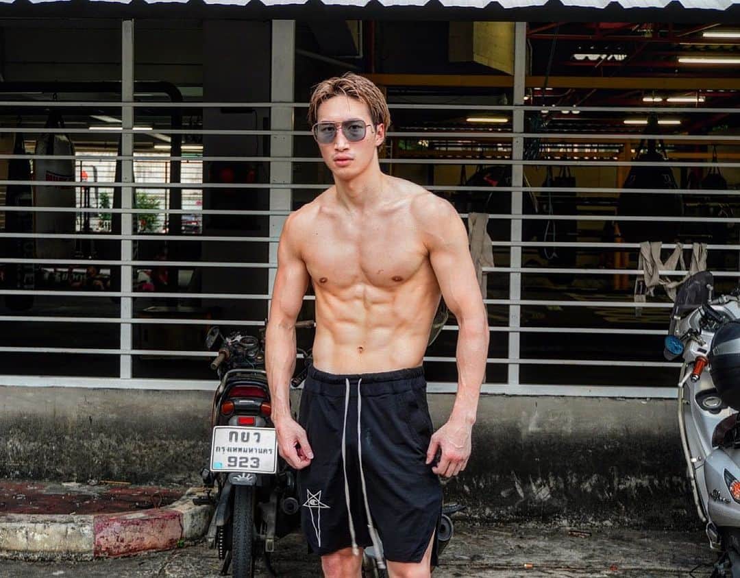 安保瑠輝也のインスタグラム：「タイ痩せるわ🇹🇭  @rompo.gym_」