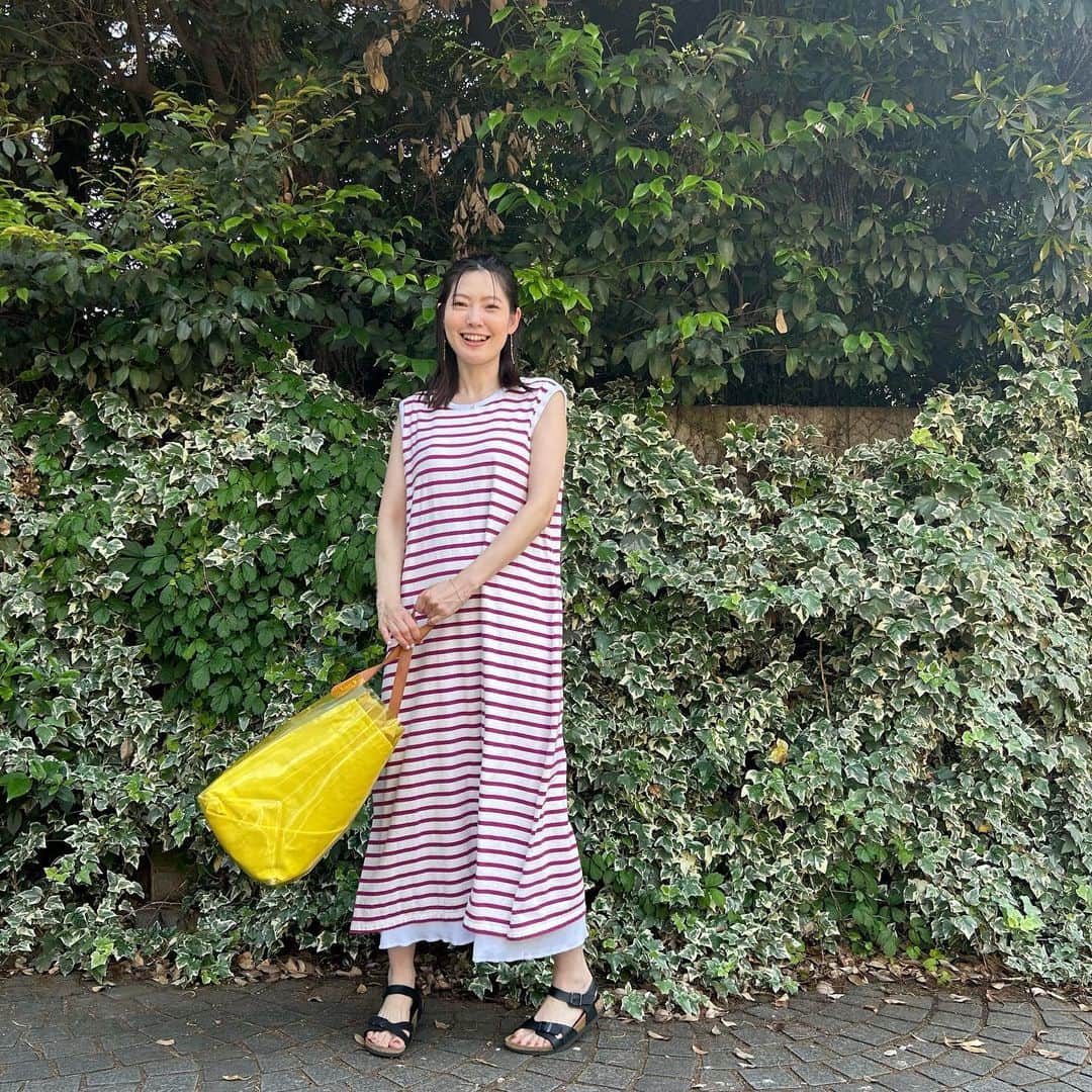 のインスタグラム：「7月だね！！ 夏だね🍉！！ 今年も半分。後半もがんばっていこー🥳🩵」