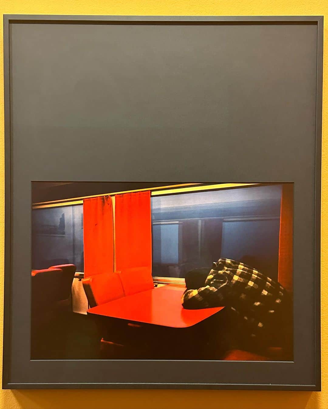 カロリーヌ・ド・メグレのインスタグラム：「Fantastic exhibition @harrygruyaert_off at @le_bal  in Paris till September 24th 👏 Go go go! #harrygruyaert」