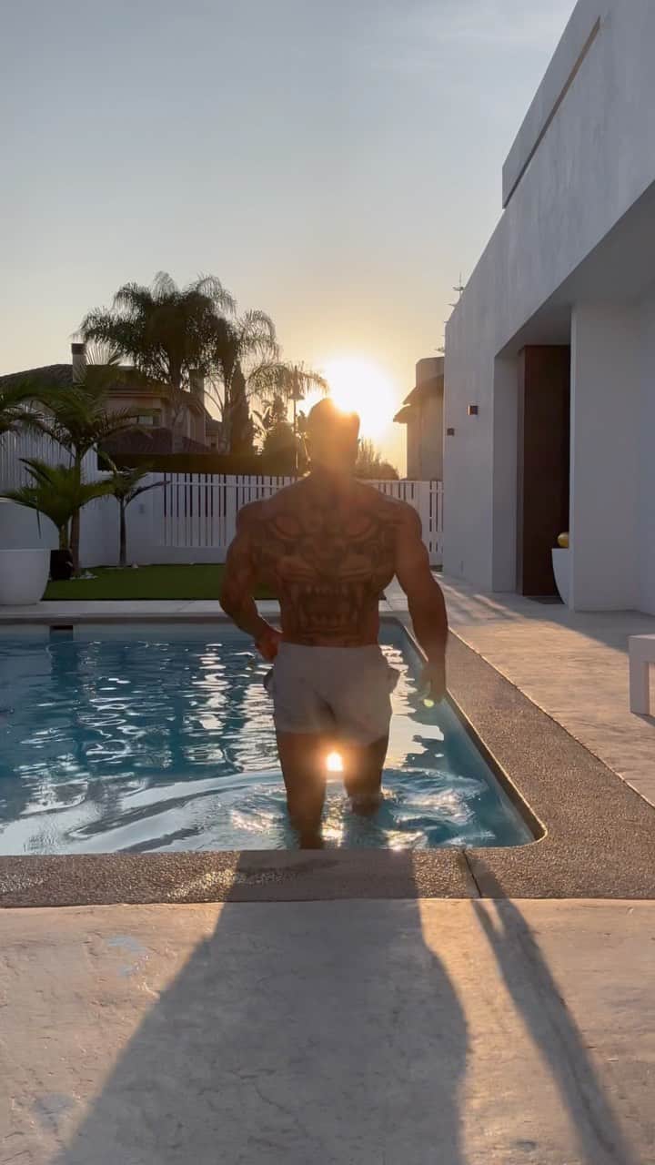 Sergi Constanceのインスタグラム：「🌅」