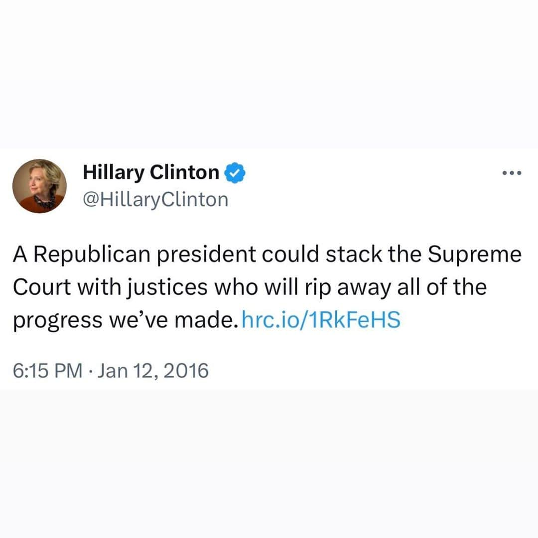 ヒラリー・クリントンさんのインスタグラム写真 - (ヒラリー・クリントンInstagram)「The Supreme Court's recent rulings were sadly predictable for anyone who understands the hard-right agenda. Their goal has always been to install Justices whose job is to turn back the clock on our freedoms, on decades of constitutional decisions, and on our continuing struggle to “form a more perfect union” that includes all of us.⁣ ⁣ Let's vote out their political enablers and rein in the dark, subversive money that supports them in their quest to reverse a century of progress.」7月1日 5時56分 - hillaryclinton