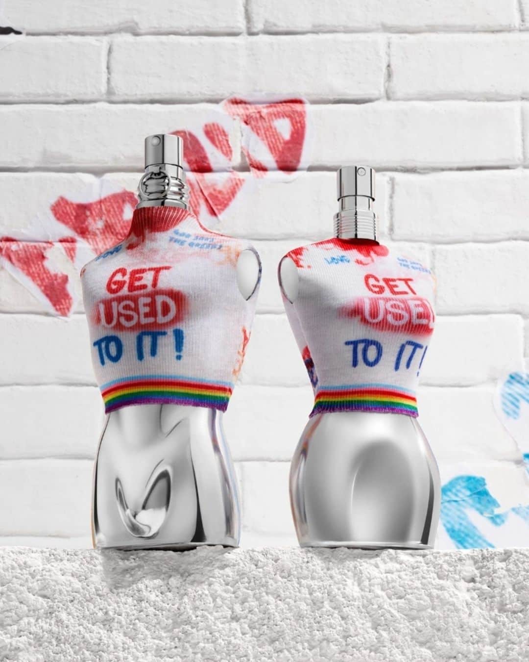 i-Dさんのインスタグラム写真 - (i-DInstagram)「@jeanpaulgaultier’s Pride Edition campaign continues its longstanding history of queer activism. ⁠ ⁠ For its limited edition scent's launch, the house is furthering its legacy of queer advocacy, and highlighting why Pride is both a party and a protest.⁠ ⁠ Hit the link in bio read more, and for a link donate to London Trans Pride 🏳️‍⚧️⁠ .⁠ .⁠ .⁠ Photography @999999999boyscrysendpics⁠ #JeanPaulGaultier #Pride」7月1日 6時15分 - i_d