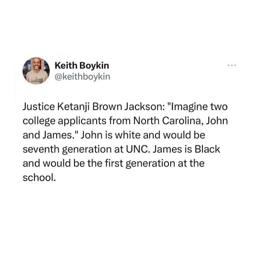 アンバー・タンブリンさんのインスタグラム写真 - (アンバー・タンブリンInstagram)「The Supreme Court continues its onslaught of undoing decades of important precedent aimed at bringing some modicum of real equality and so-called freedom to this country. It’s been a snowball effect since 2016’s election which put three biased judges—Neil Gorsuch, Brett Kavanaugh, and Amy Coney Barrett—in Supreme Court seats so they could serve their God over this country, drastically shifting the balance of the court. All it took was ONE election to upend decades of progress in the United States. ONE. We should all be furious over this ruling on affirmative action, which will impact generations of Black and brown families in an educational system already rigged against them. I am constantly reminded that it didn’t have to be this way. It still doesn’t. Voting matters. Voting matters to save what’s left of our planet, a future for our children, our dignity and our rights to exist as we ARE. If we want this madness to end, it’s going to take all of us paying attention, staying informed, and showing up time and time again to the ballot box. Shame on this ruling by the Supreme Court.」7月1日 6時15分 - amberrosetamblyn