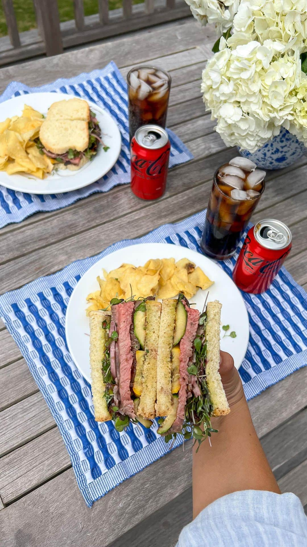 Coca-Colaのインスタグラム：「Lunch break outside + the ultimate summer steak sandwich + an ice cold Coke Zero = my #recipeformagic ✨One of my greatest joys, in the summer time especially, is eating outside every chance I get. So why not keep the vibes of last night’s BBQ going by using up those leftovers, linking up with your bestie and having yourselves the best lunch break ever.」