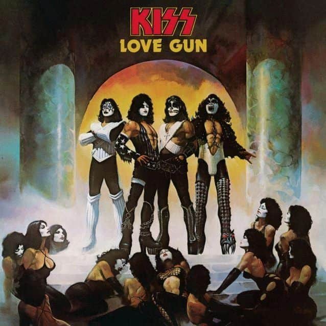 KISSのインスタグラム：「#KISSTORY - June 30, 1977 - We released our sixth studio album "Love Gun." The album shipped platinum! #KISS50   What are your top 3 tracks on the album?」