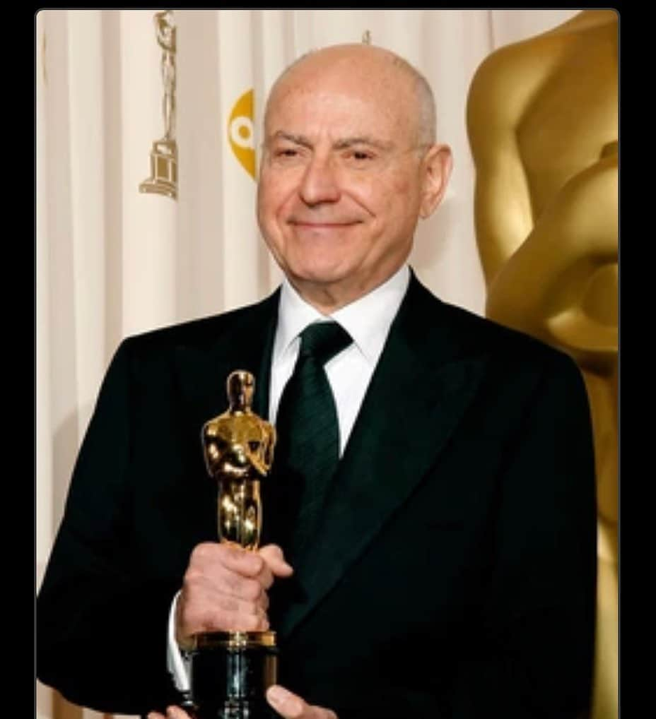 マイケル・ペーニャのインスタグラム：「Alan Arkin was one of my favorite actors. And favorite actors to study. Effortless with his storytelling. He had an amazing career. RIP good sir. You’re needed on a different stage now.」