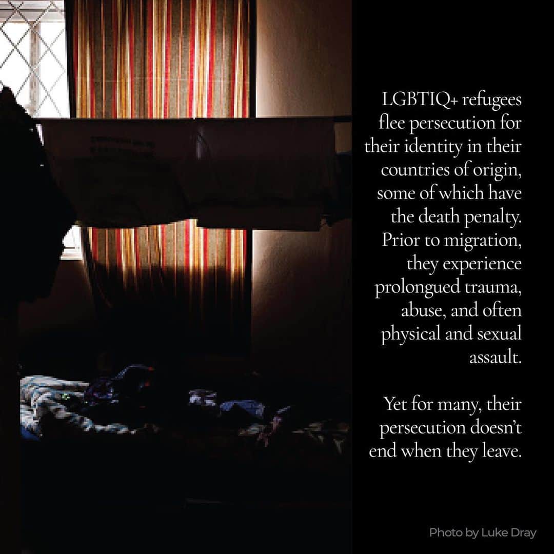 アンジェリーナ・ジョリーさんのインスタグラム写真 - (アンジェリーナ・ジョリーInstagram)「Everywhere in the world, people face discrimination because of who they love, who they are attracted to, and who they are. Lesbian, gay, bisexual, transgender, intersex, queer (LGBTIQ+) people risk being unfairly treated in all areas of their lives. Laws need to protect the equal rights of all individuals, regardless of their sexual orientation or gender identity. Wherever they are. #LGBTIQ+  #PRIDE #PrideMonth #supremecourtdecision」7月1日 7時18分 - angelinajolie