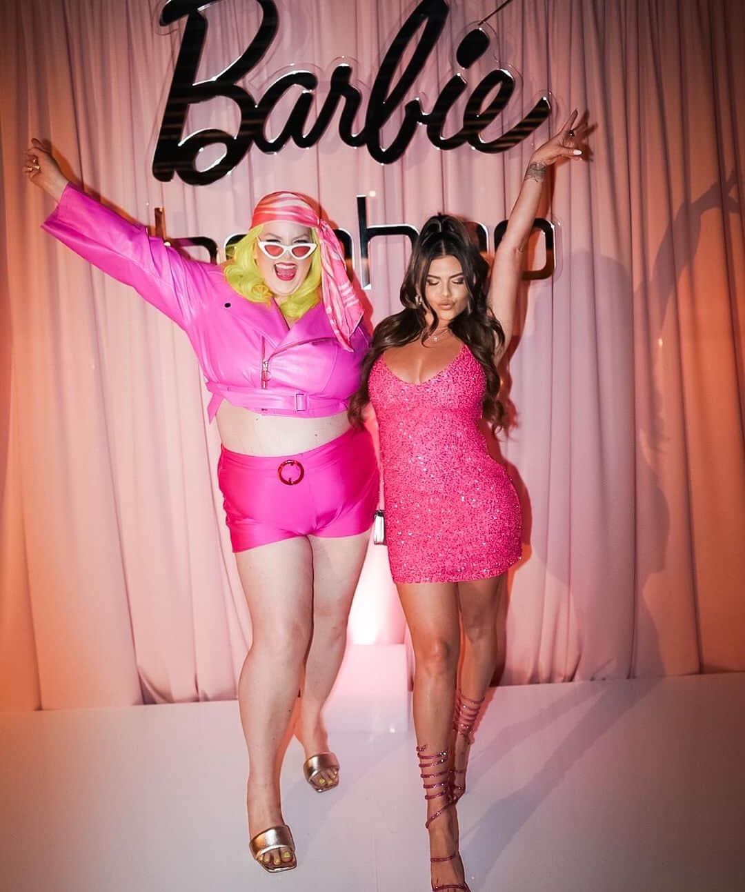 シャネル・ウエスト・コーストさんのインスタグラム写真 - (シャネル・ウエスト・コーストInstagram)「Barbie girl 💕 @boohoo x @barbie Fave 1-5?」7月1日 8時30分 - chanelwestcoast