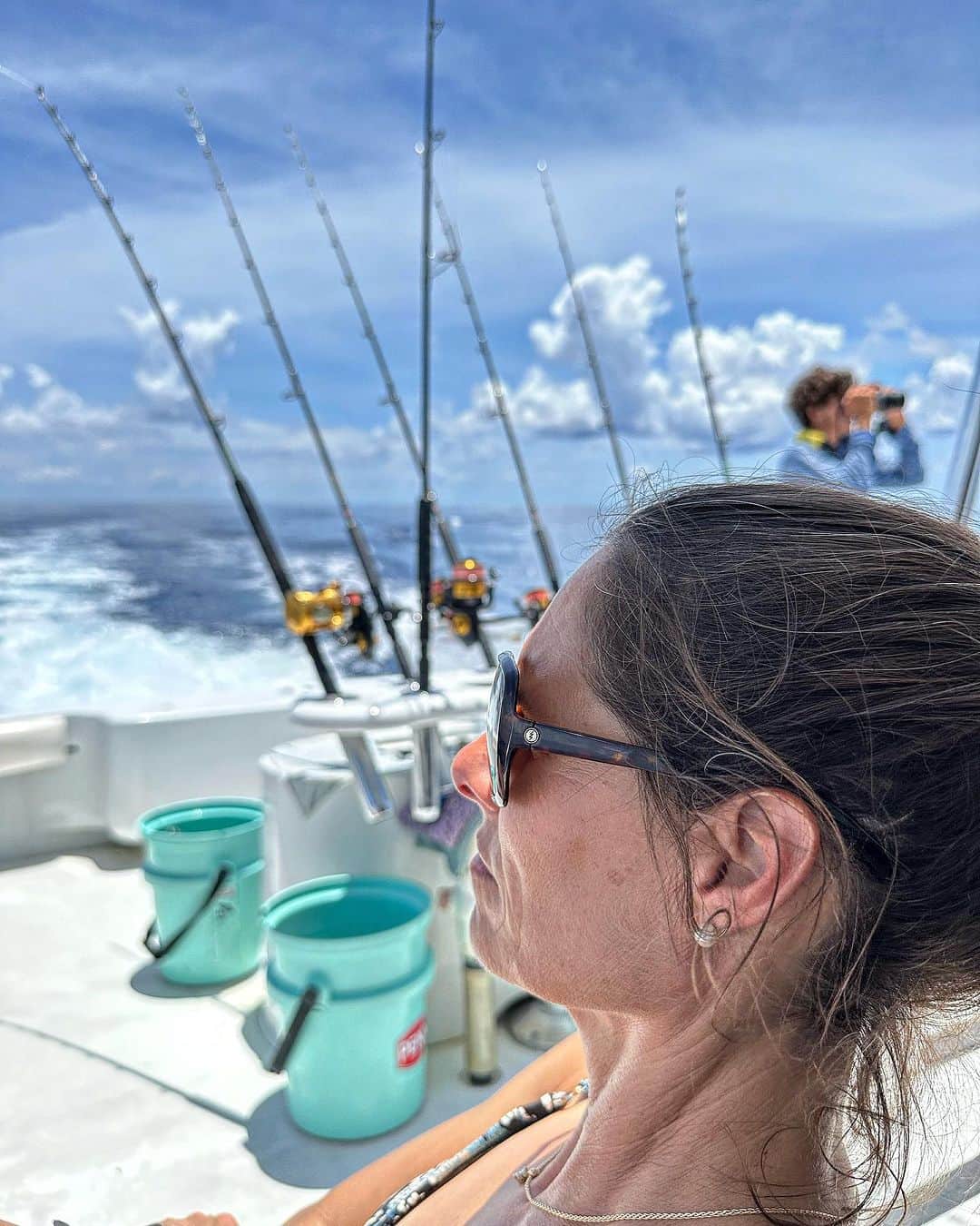 Electric_Fishingのインスタグラム：「In search of the next bite⚡️  #ElectricSunglasses #PolarizedSunglasses #StyleThatPerforms #ElectricFishing」