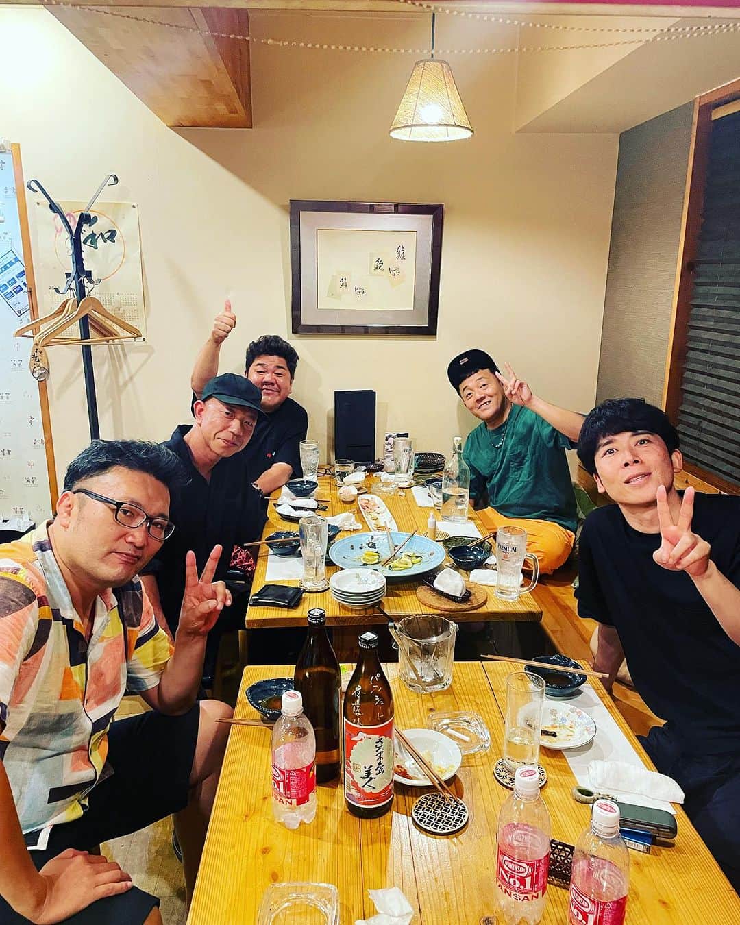 のインスタグラム：「小峠を囲んでの会」