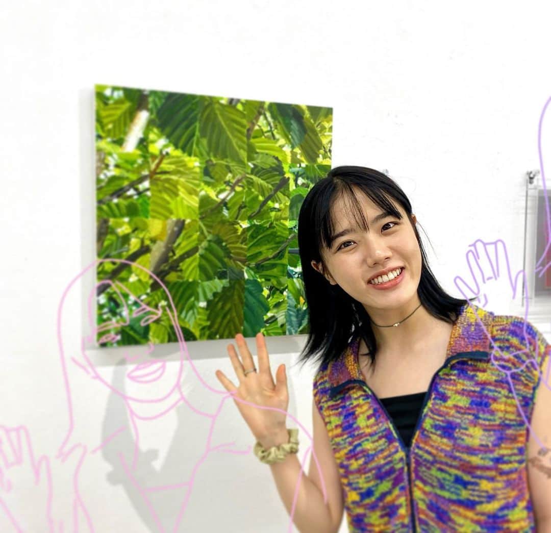 キム・ヒャンギのインスタグラム：「무지개떡🍡(당고...?)」