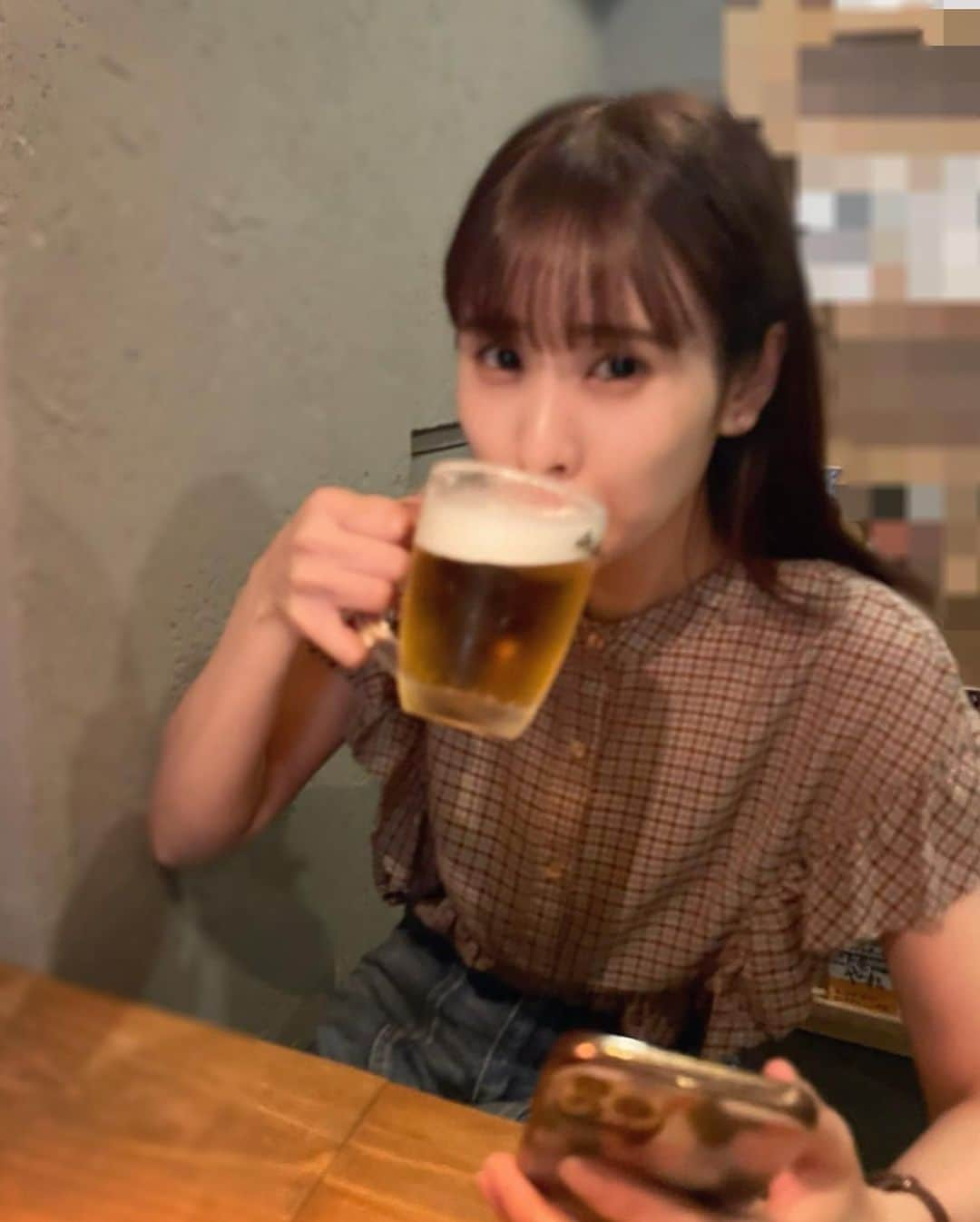 川崎優菜のインスタグラム：「. . . ７月になりましたね☀️ みなさんいかがお過ごしでしょうか？ きっと毎日頑張ってるんだろうな  てなわけで最近の私です。  お友達にサプライズしてもらいました🥹♡  ６月はこちらのSNSからも少し離れてゆっくりお休みしていたので写真を撮る機会が前以上に大幅に減りましたが笑  家族と過ごしたり 親友と遊んだりお出掛けしたり 部屋に引きこもったり 日々幸せを噛み締めて過ごしていました。  ７月から私もSNS少しずつ動かしていきます！  暑い日がつづいてるのて 引き続きお体お大事にねっ」