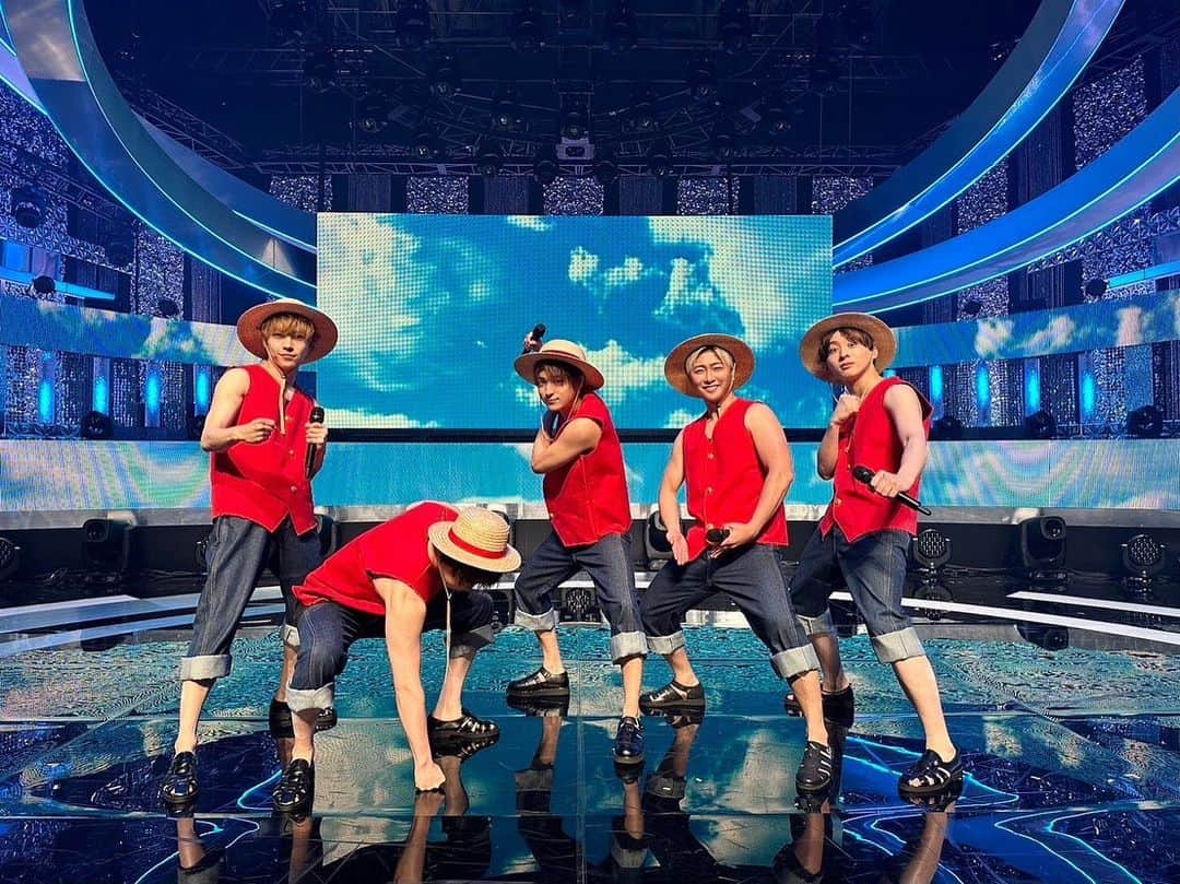 工藤大輝のインスタグラム：「THE MUSIC DAY 2023 @musicday_official  ありがとうございました！ いやー久々に揃いの衣装👔でぶちかましました！ たまには良いですね！そして5人歌唱も珍しい！ これがDa-iCEの本気です。」