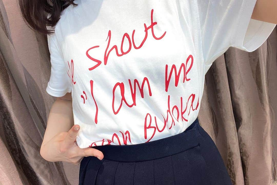 落合希来里さんのインスタグラム写真 - (落合希来里Instagram)「ノイミー全国ツアー2023 「We shout "I am me."」🃏🗝 全12公演。そして日本武道館2days 無事完走いたしました〜！！！！  こうして沢山の会場をまわれたこと、 ≠MEの目標であった 日本武道館に12人 みんなで立つことができたのは 指原さんをはじめ、私達に関わってくださっている 関係者の皆さんそして大きな愛で応援してくれる ファンの皆さんのおかげです！  これまで色んなことにメンバーみんなで挑戦してきたけれど、その度に≠MEでよかったって強く思います。 みんなとならどこまでも行けるって確信できる。 そんなメンバーに出会えて幸せです！  私達はまだまだ止まりません！！ ファンの皆さんと一緒に 大きなステージを目指して頑張りたいです！！  これからもそばにいてくれますか？  1人1人が私にとって大切な存在です。 あなたが私のそばにいてくれる限り 私はステージでパフォーマンスしていたい。 愛を沢山送るのでしっかり受け取ってね☺️💛  改めて、本当にありがとうございました！  #ノイミー全国ツアー2023 #ノイミー武道館 #ノイミー」7月1日 20時38分 - _ochiaikirari_