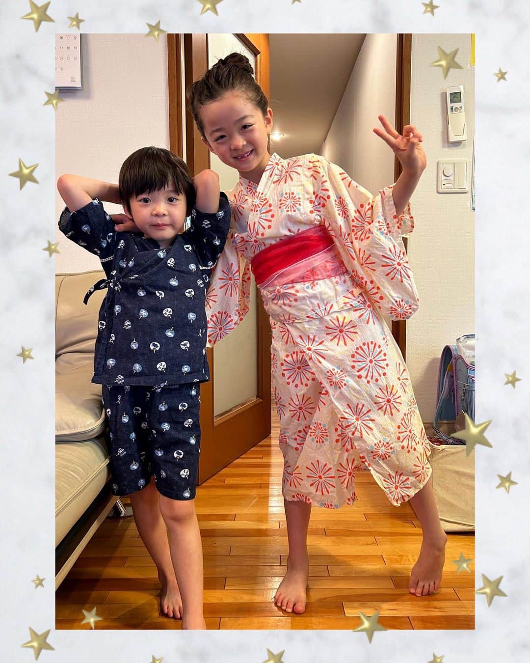 のインスタグラム：「❇︎ この夏初めての甚平と浴衣。 #6y2m  #8y10m  #jinbei #yukata #japanese」