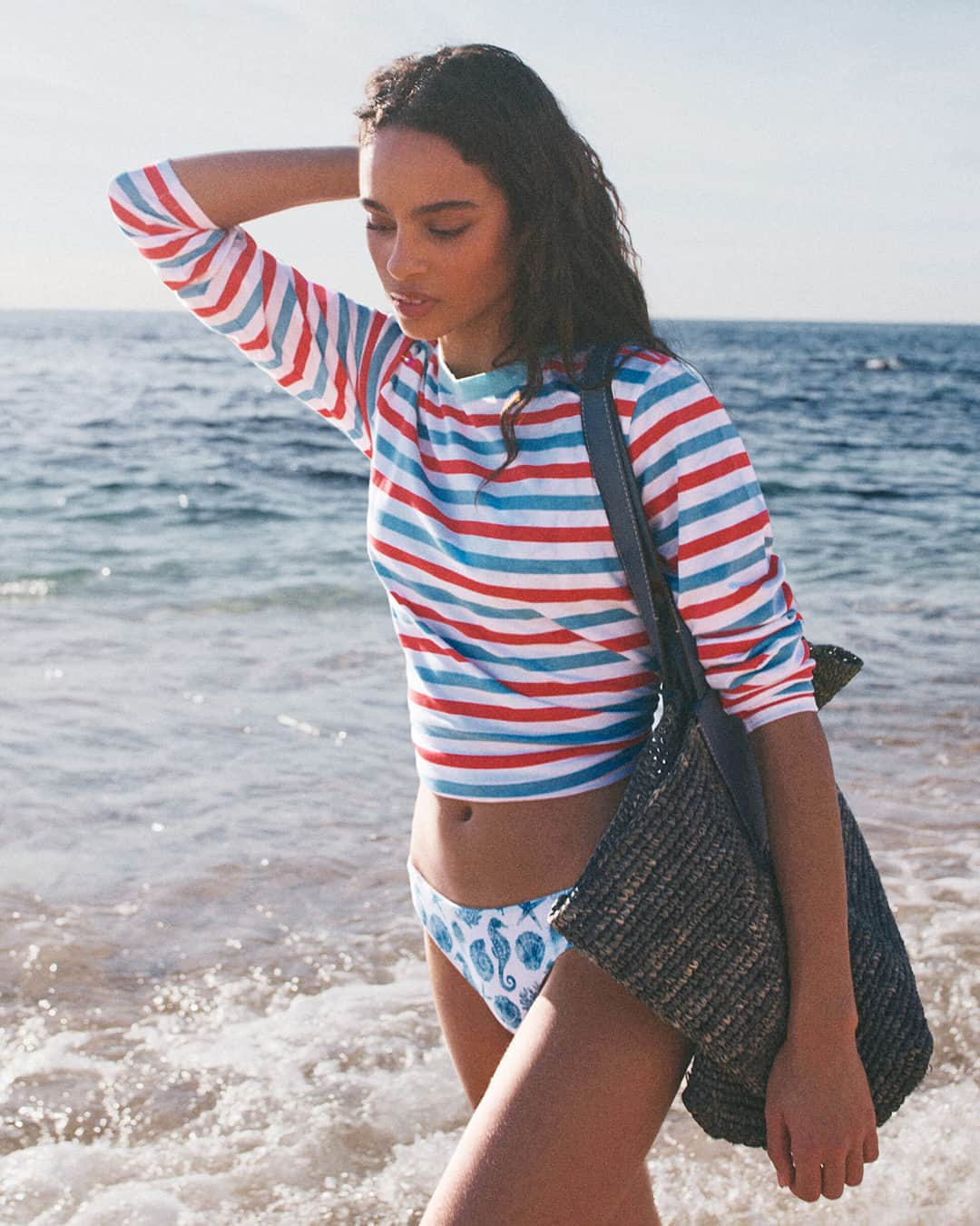 Bloomingdale'sのインスタグラム：「Red, white, and cute ❤️ 💙 Shop our top 4th of July picks at the link in our bio!」