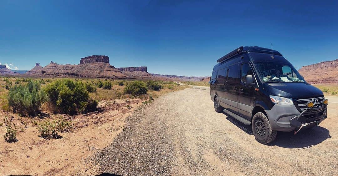 トローヤン・ベリサリオのインスタグラム：「Well, okay Colorado.」