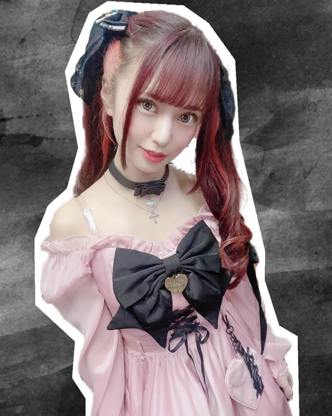 絵仁さんのインスタグラム写真 - (絵仁Instagram)「毎日めまぐるしいけど 今日もがんばろーう🦇💕 私は今日はバースデーライブの撮影です🐰 ❤︎ ❤︎ ❤︎ #サンリオ #ロリータ #ロリータファッション #ロリータ服 #ロリータコーデ #ロリータワンピース #ロリィタ #ロリィタファッション #ロリィタコーデ #サンリオえに #산리오 #サンリオ #sanrio #toalice #kawaii #ライブコーデ」7月1日 14時32分 - eni_tc