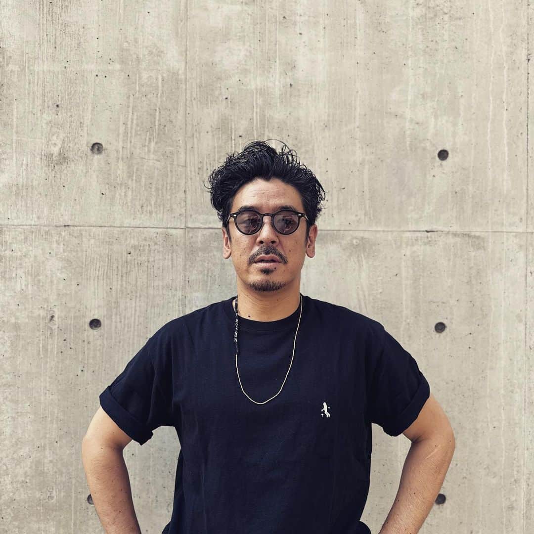 のインスタグラム：「夏を感じるネックレス。  Vintage bandanna necklace  @19so_official @shingo1980」