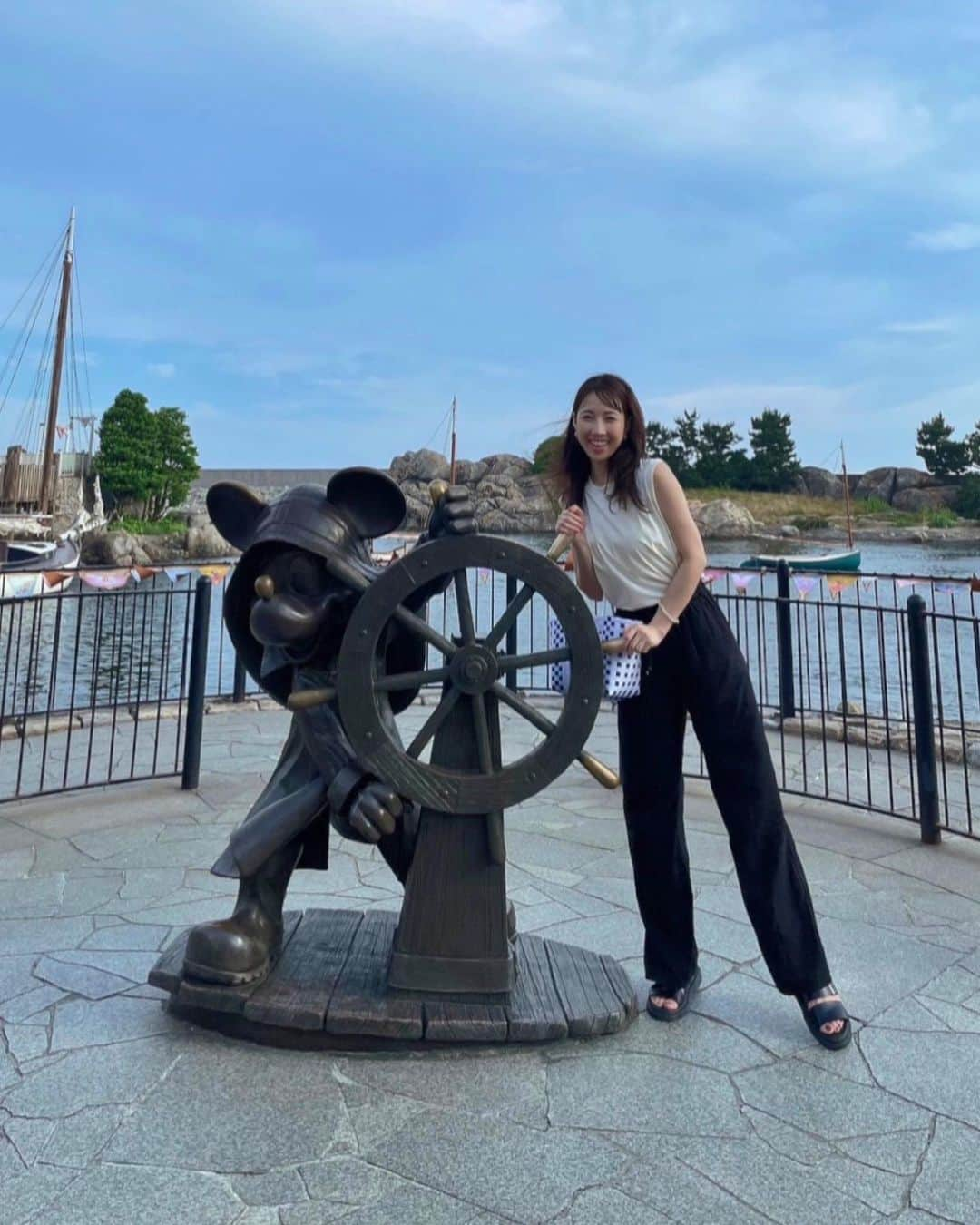 崎本ゆかりさんのインスタグラム写真 - (崎本ゆかりInstagram)「🪼 先日の、久々すぎる DisneySea 雨予報も傘いらず、平日で空いてて たっぷり楽しめました✨  . #disneysea  #東京ディズニーリゾート40周年  #ドリームゴーラウンド  #ディズニーシー #平日ディズニー  #ディズニー大好き」7月1日 16時09分 - yukariiiin5