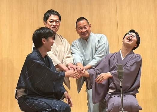 桂かい枝のインスタグラム：「いゃ〜　和やかで温かい空気😊  楽しくやらせて頂きました〜🙏  ありがとうございました🙇‍♂️  #落語 #寄席 #繁昌亭」