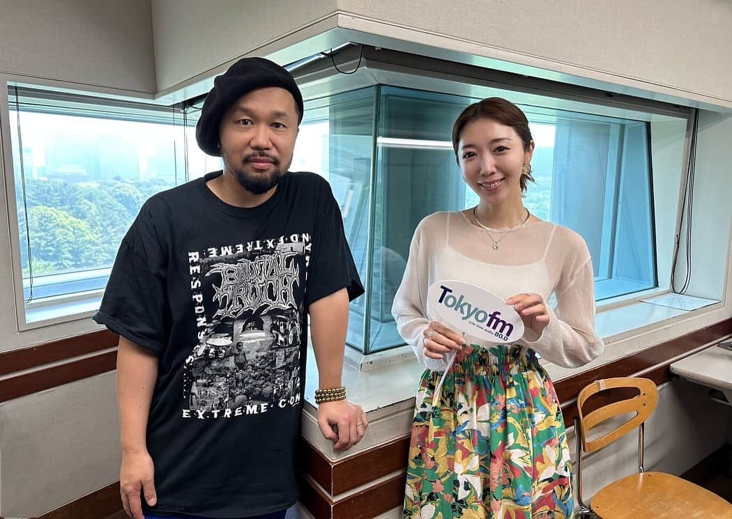 浜崎美保さんのインスタグラム写真 - (浜崎美保Instagram)「TOKYO FM 地図には載っていない癒しの国〜RELAX WORLD〜🌏🕊  毎週土曜26時30分〜お届けしています😌🌿  今夜は先週に引き続き作編曲家の平沼有梨さんをお迎えし、癒しの選曲をお届け🌙💫  先月はJAZZアーティストの藤井空さん、タブゾンビさんをお迎えしました😌楽しんでいただけましたか🌏  放送後AuDeeでお届けしていたRELAX"パラレル"WORLDはリニューアルし、【RELAX WORLD MUSIC】のアプリのみで聴ける限定コンテンツになりました⭐️  あなたの一日をトータルサポートする癒しのアプリです🕊ぜひDLして生活の中の様々なシーンに取り入れてみてくださいね😌🌏  #リラハマ #tokyofm #RELAXWORLD #リラックスワールド #癒し #relax #平沼有梨 さん #藤井空 さん #タブゾンビ さん #ありがとうございました 🌏 #案内人 #浜崎美保」7月1日 22時20分 - mihohamasaki_japan