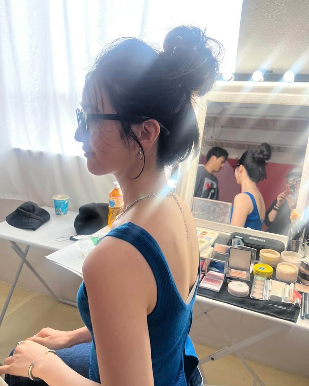 のインスタグラム：「撮影楽しかったです！💙  @billys_tokyo  @pumajapan   make and off📷@miki0520baby  #ブルーカエデ」