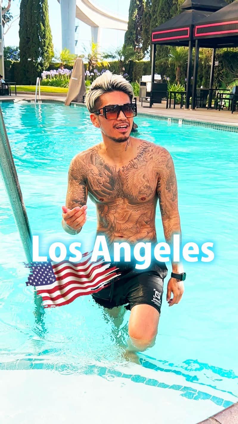 DJ ACEのインスタグラム：「🇺🇸 L.A.VLOG Vol.1  #LosAngeles #LALife #ロサンゼルス #VLOG #pool #tattoo #straite #留学 #アメリカ留学 #ACE1」