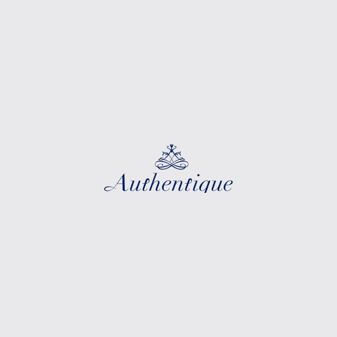 Authentique Authentiqueさんのインスタグラム写真 - (Authentique AuthentiqueInstagram)「. 【NEWS】  2023年8月4日（金）Authentique銀座が ブシュロン銀座ビルの7Fに増床オープンいたします。  Authentiqueをオープンして約8年。 ここまで数多くのAuthentique花嫁様をお迎え出来たのは、 私たちAuthentiqueを信じ、Authentiqueに期待し、 全国からお問い合わせくださる皆様のおかげでございます。 心より感謝申し上げます。  Authentqiueのフラッグシップとして お取り扱いさせて頂く全てのブランドに 相応しい空間・商品を提供して参ります。  そして、より多くの花嫁様へ 何十年経っても変わらない真の美しさを ご提案いたします。  Shop:Authentique銀座 〒104-0061 東京都中央区銀座2-6-16 ブシュロン銀座ビル7F/11F TEL:03-5159-3677  #authentique #authentique_dress  #オーセンティック銀座」7月1日 18時30分 - authentique_weddingdress