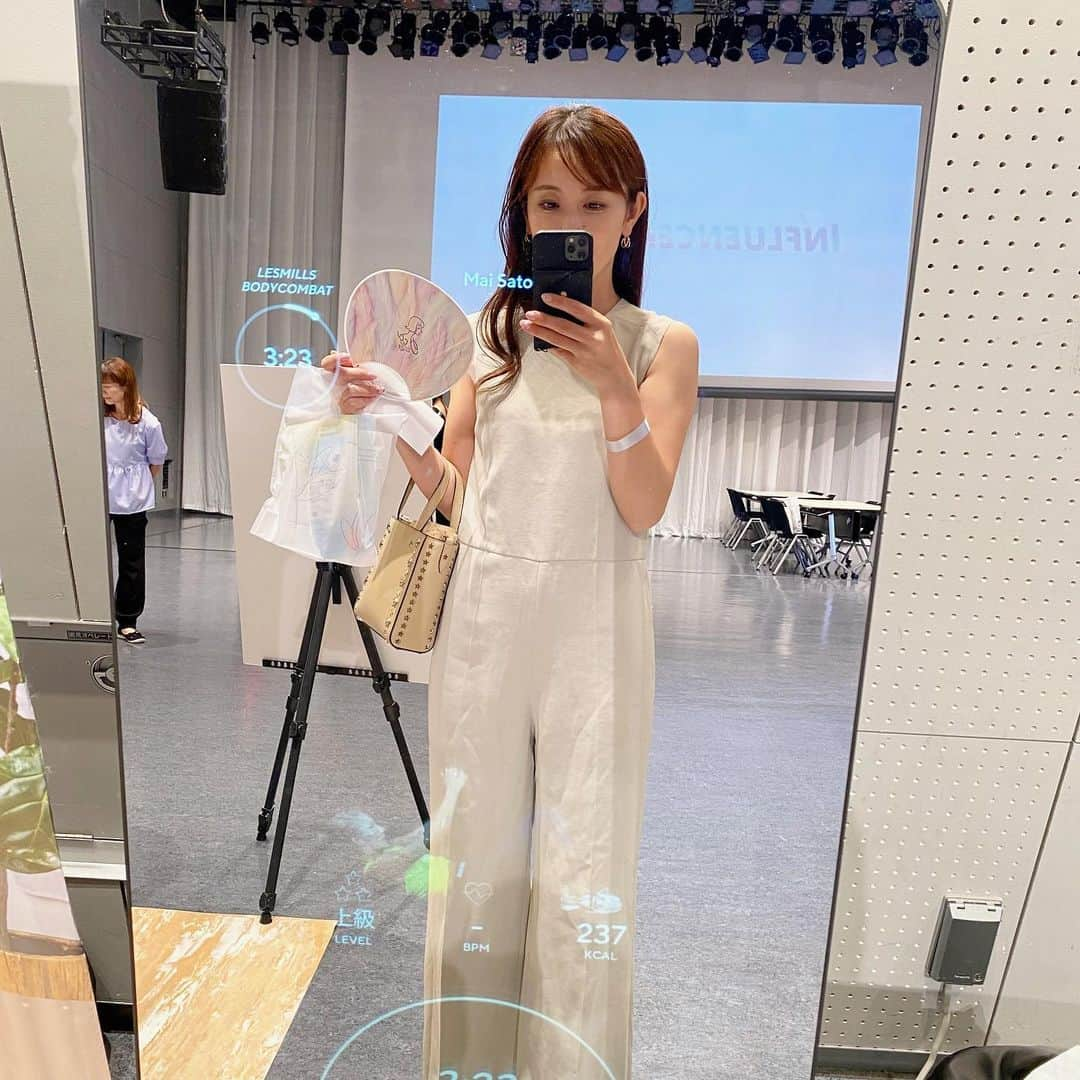 大谷朋子さんのインスタグラム写真 - (大谷朋子Instagram)「♡ * @influencersexpo.jp ~2023~ に行ってきました！ 今回は幅広いジャンルで楽しかった♪ * コロコロやコテやドライヤーなど、 生活に欠かせない @refa_mtg 🤍 前髪直してもらったストレートアイロンや、 マットで可愛いブラシ気になる〜！ * Amazonで購入出来るスポーツ用品♡ どれも可愛くて、宅トレも楽しく取り組めそう♪ #ハンドルチューブ で二の腕ケアしなきゃ！ * レッスンプロやプロゴルファーだけしかレッスンをしてないという @taskgolf 先生のレッスン、受けてみたいな〜⛳️ * 話題の月経カップや吸収型サニタリーショーツを扱う@coca_fem 🪽 最近私も吸収型のショーツを使っているので、とても気になります♡ * レアスニーカーが揃う@sho_snkrspro さんのブースには、ワクワクするようなスニーカーがずらり👟 スニーカー好きにはたまらないですね♡ * ヘアケアの @glosstify_official 🪮 こちらのヘアブラシ大好きで愛用中！ トリートメントもかなり良さそう♪ * @hillsavenue_official 👠 大人可愛い靴が揃っていました！ 銀座の店舗行ってみたいな。 * @mirror_fit からは、 アプリと連動するスマート体組成計が発売するそうなので要チェック！ * @_yeorime_jp は韓国の天然ダイエット漢方💊 カウンセリングで自分に合った処方をしてもらえるから、すごく気になる！！ * * #インフルエンサーエキスポ #InfluencersEXPO #アマスポ #アマゾンスポーツ  #オーカ #スリムカップ #吸水型サニタリーショーツ」7月1日 18時38分 - tomoko_ohtani