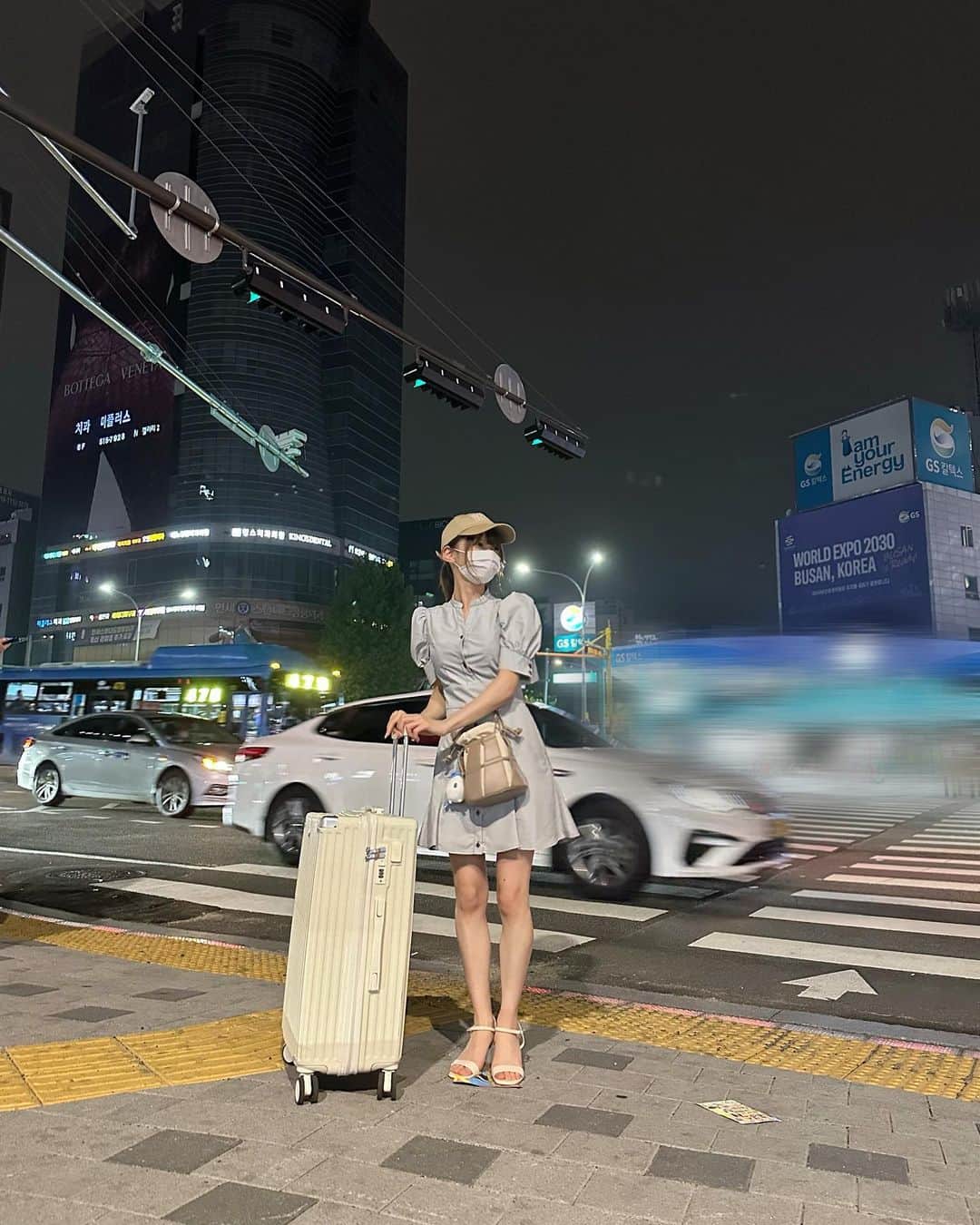 柊ききのインスタグラム：「. りなちと韓国いってたよ՞o̴̶̷̤ ̫ o̴̶̷̤՞ほしかったものほぼ買えたり充実で満足で楽しかったˆo̴̶̷̤ ̀ ̫ ́o̴̶̷̤ ˆ 韓国好きすぎて月1で行きたい‪(っ ॑꒳ ॑c)♡住みたいぐらい⸜(*˙꒳˙*)⸝ #韓国 #ソウル #韓国旅行 #空港ファッション」