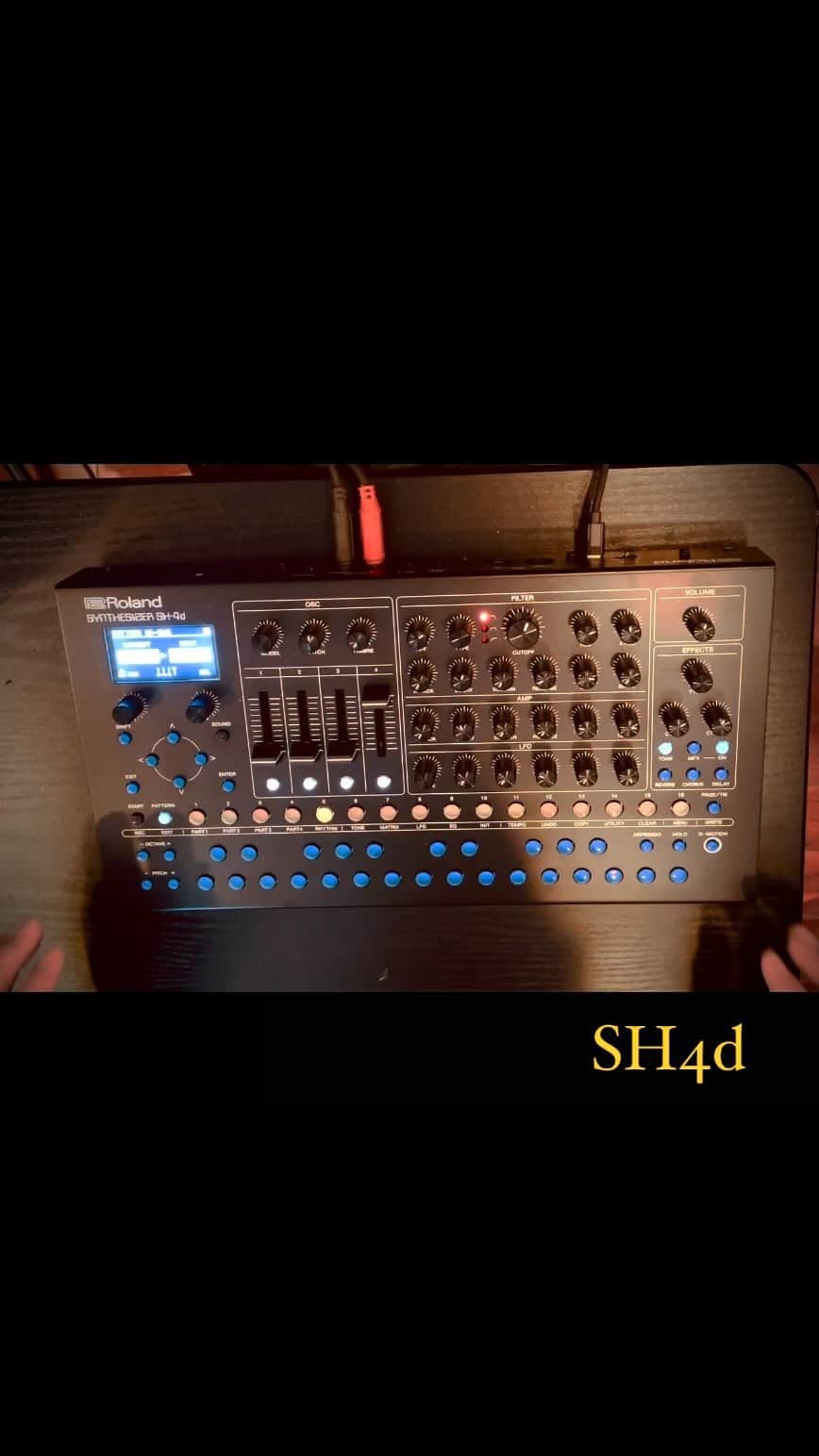 のインスタグラム：「#sh4d #roland」