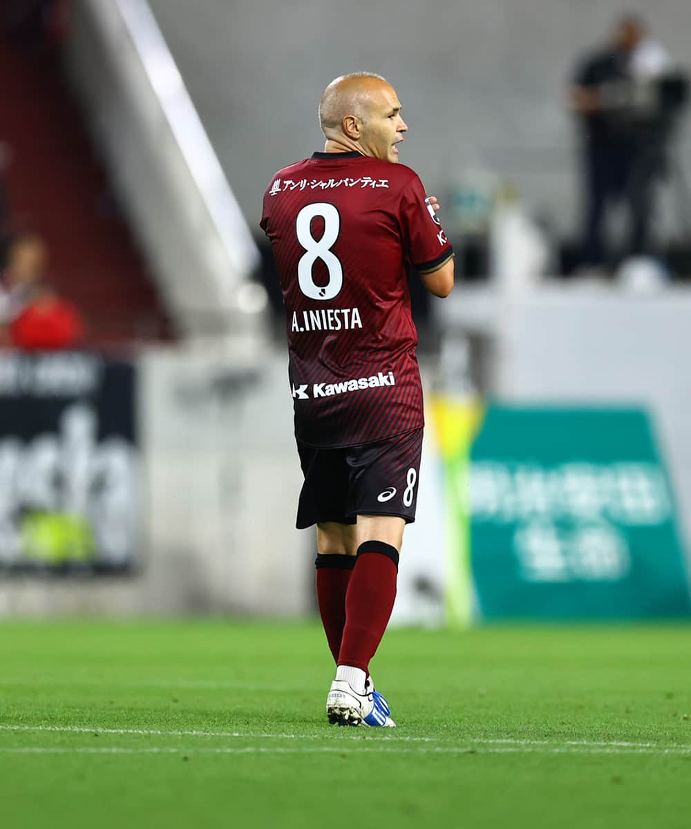 ヴィッセル神戸さんのインスタグラム写真 - (ヴィッセル神戸Instagram)「8⃣⚽❤  #vissel #visselkobe #ヴィッセル #ヴィッセル神戸 #Kobe #神戸 #一致団結 #WeAreKobe #KobeForeverForward #JLeague #Jリーグ #神戸札幌 #iniesta #イニエスタ #iniestaKO8Eforever」7月1日 19時54分 - visselkobe