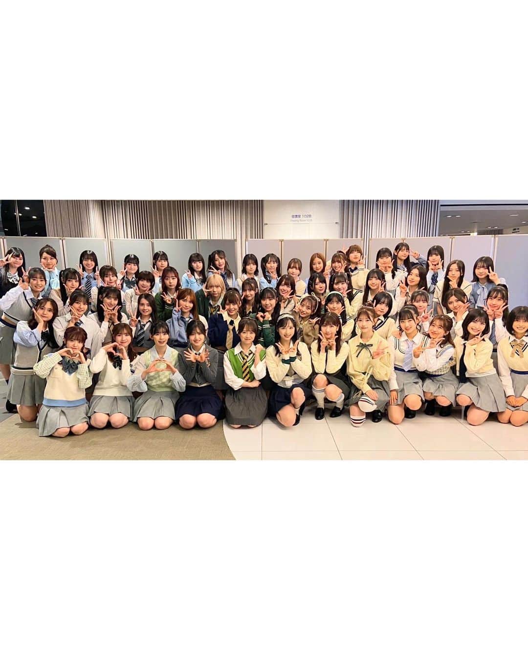 小栗有以さんのインスタグラム写真 - (小栗有以Instagram)「THEMUSICDAY🌻  AKB48メンバー55人で 披露させて頂きました！！ ヘビロテはドキドキでしたが 幕張ステージで楽しかった~💫 夏の扉は私も大好きな曲でした🏝️🤍  #THEMUSICDAY #AKB48 #ヘビーローテーション #夏の扉」7月1日 20時03分 - yuioguri_1226