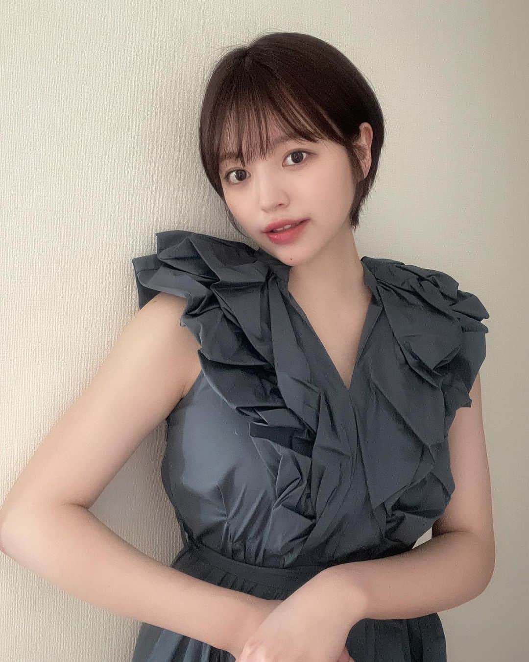 小森ほたるのインスタグラム：「【ご報告】 本日7月1日から株式会社ケイダッシュステージに所属させてもらうことになりました。 新たなスタートとして、一層気持ちを切り替え 応援してくださっている方々に様々な一面をみて頂けるよう精一杯頑張るので、 暖かく見守ってくださると嬉しいです。　 これからもよろしくお願いします！  事務所のホームページが公開されたらまたお知らせするので チェックしてください·͜· ♡」