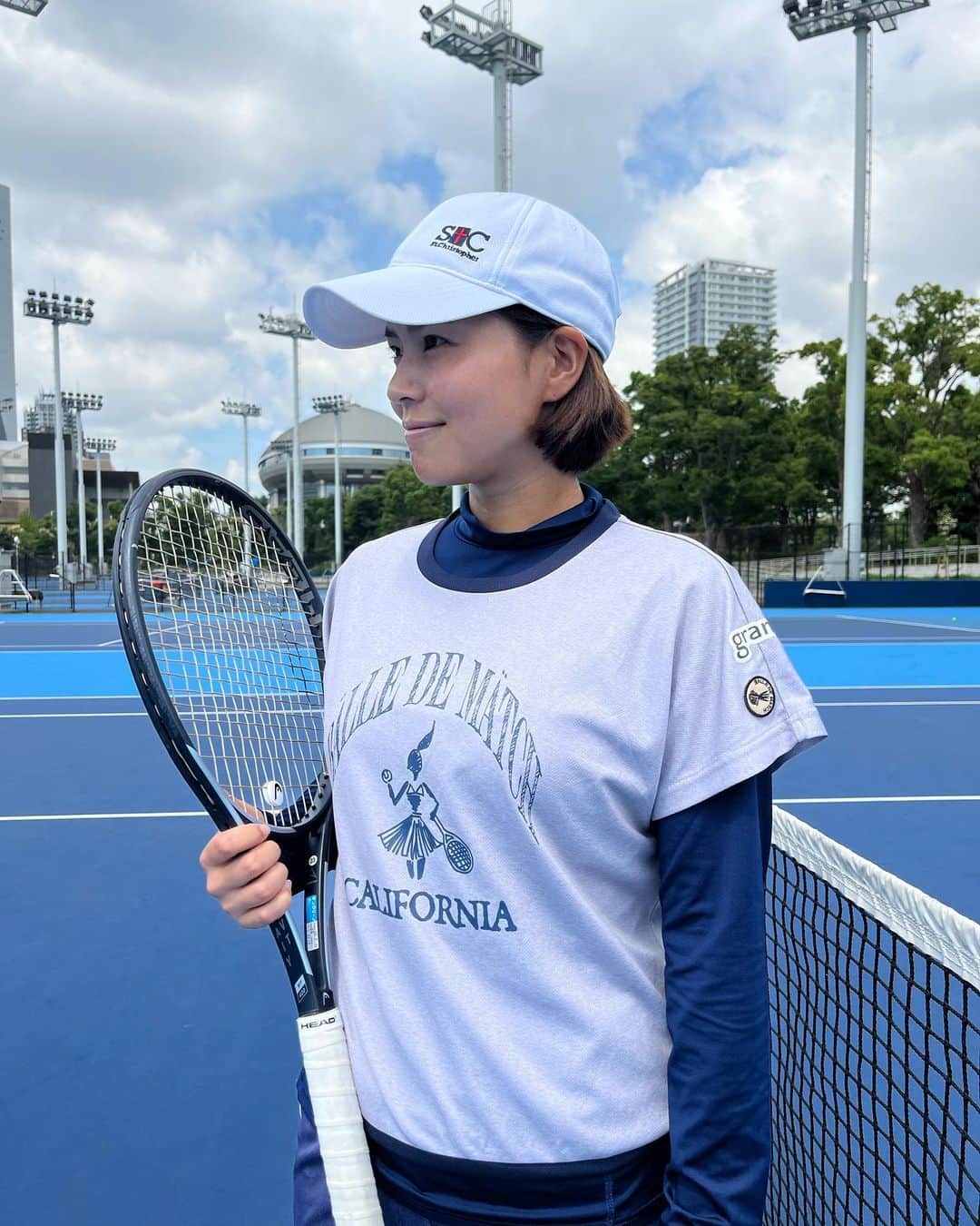 尾崎里紗のインスタグラム：「@balle_de_match_official 😊✨ ⁡Tシャツかわいい(^^) ⁡」