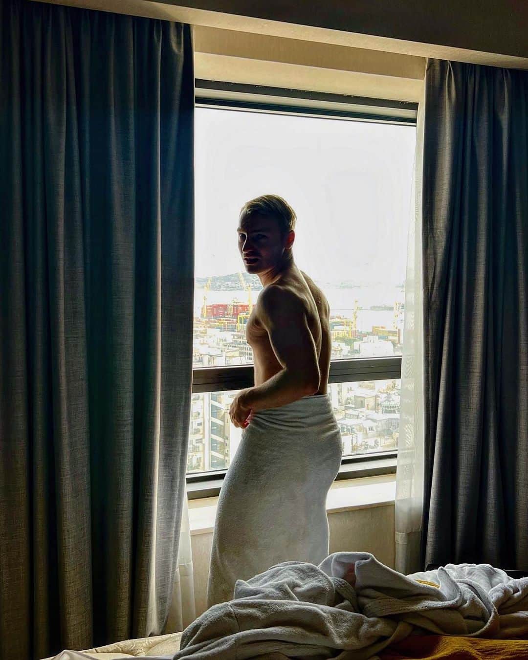 jotipolizoakisのインスタグラム：「buen diá montevideo - see you today and tomorrow at 11:00, 15:00 & 19:00 ❤️‍🔥」