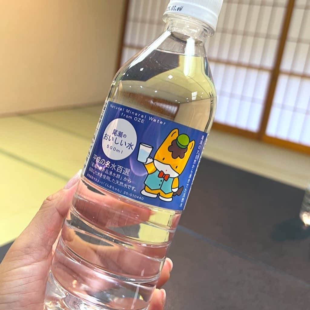 千葉あやさんのインスタグラム写真 - (千葉あやInstagram)「. 本日は群馬県での、企業様パーティーのものまねショーに呼んで頂きました😊✨  セニョール玉置さんと一緒でしたー🎤✨ 心強いー！嬉しいー！楽しいー！  移動も楽屋も楽しかったし、もちろんショーも盛り上がって頂き、 最高の1日でした😊🩵  本当にありがとうございました✨  #ものまね #セニョール玉置 さん #坂本彩 #ホテル磯部ガーデン #磯部温泉 #おちゅん」7月1日 20時17分 - aya_sakaya56