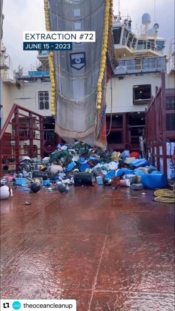 アレック・ボールドウィンのインスタグラム：「@theoceancleanup」