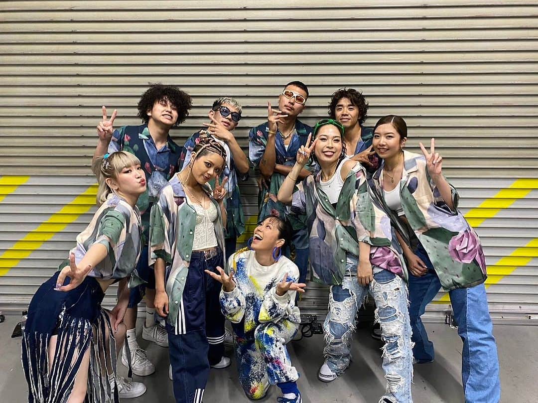 AIのインスタグラム：「#THEMUSICDAY 今日も最強最高のメンバーで ハピネスでした🙌🙌🙌 見てくれたみんなもありがとうねーーーっ  感謝！！！！！！  @musicday_official  @niketokyo  @nike  @atmos.pink_official pink_offici」
